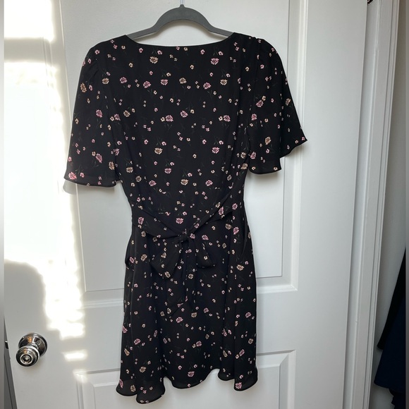 BB Dakota Black Floral Dress, Size 2 - Picture 2 of 4